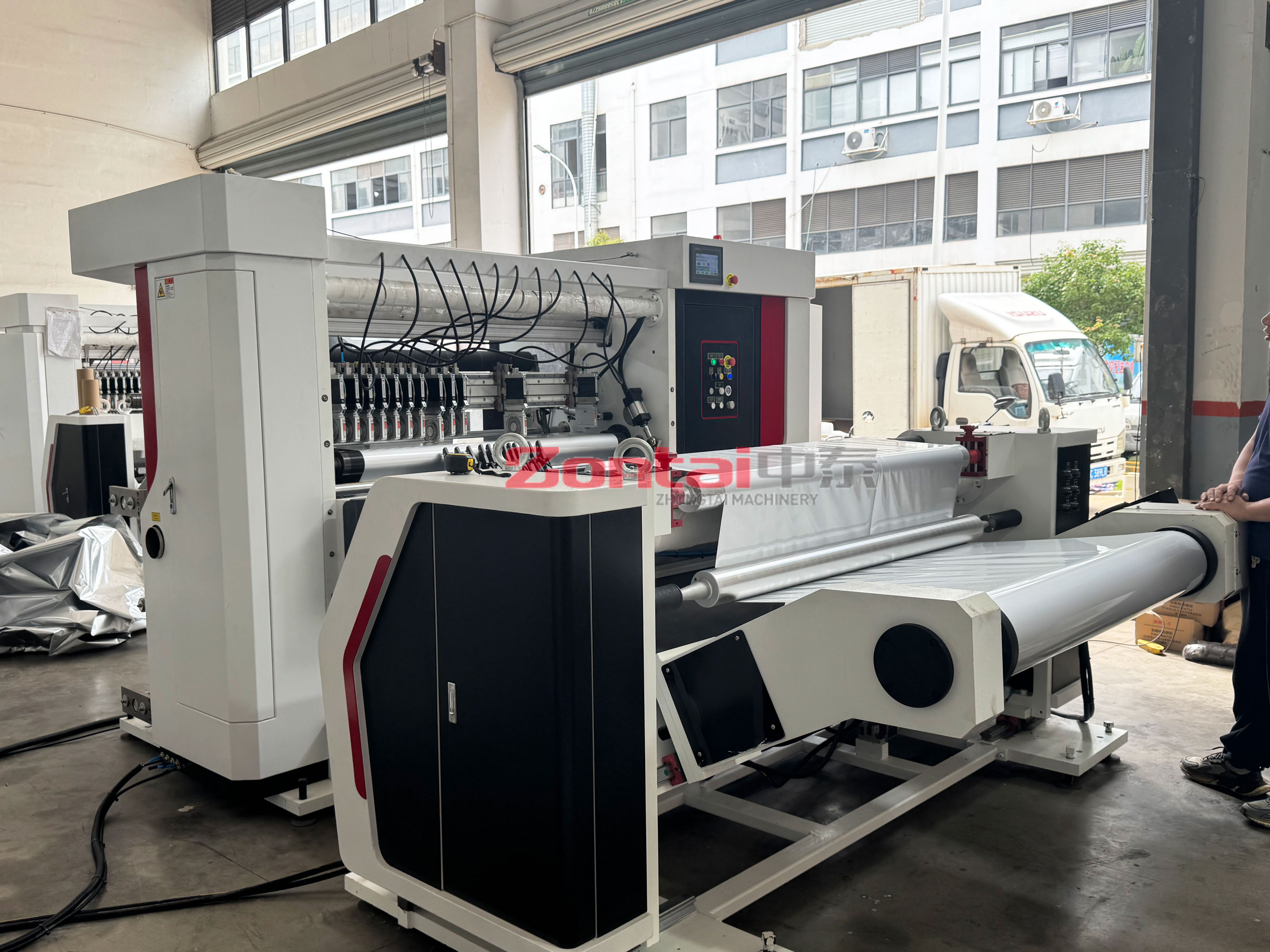 Zontai Aluminum PVC Laminated Film Slitting Rewinding Machine